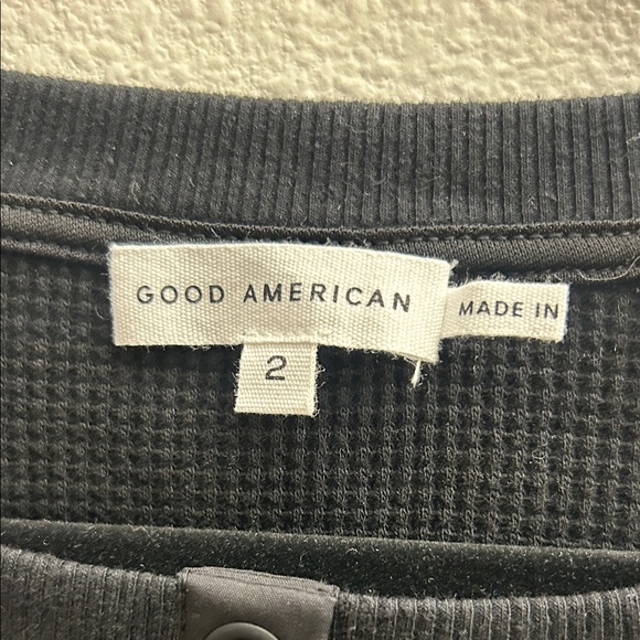 Good American Women Black Henley Crop Long Sleeve - Picture 3 of 4